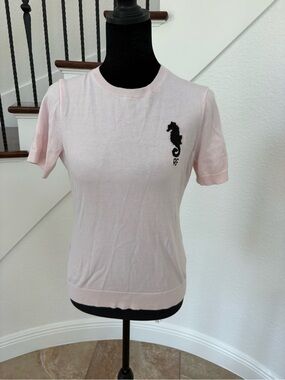 Brooks Brothers Red Fleece, Light Pink Short Sleeve Knit Top with Black Seahorse